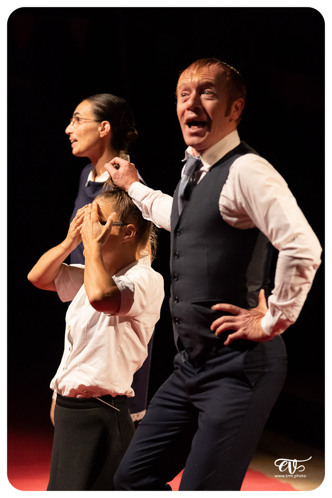 CONCERT LOUFOQUE (LES 3 TESS)