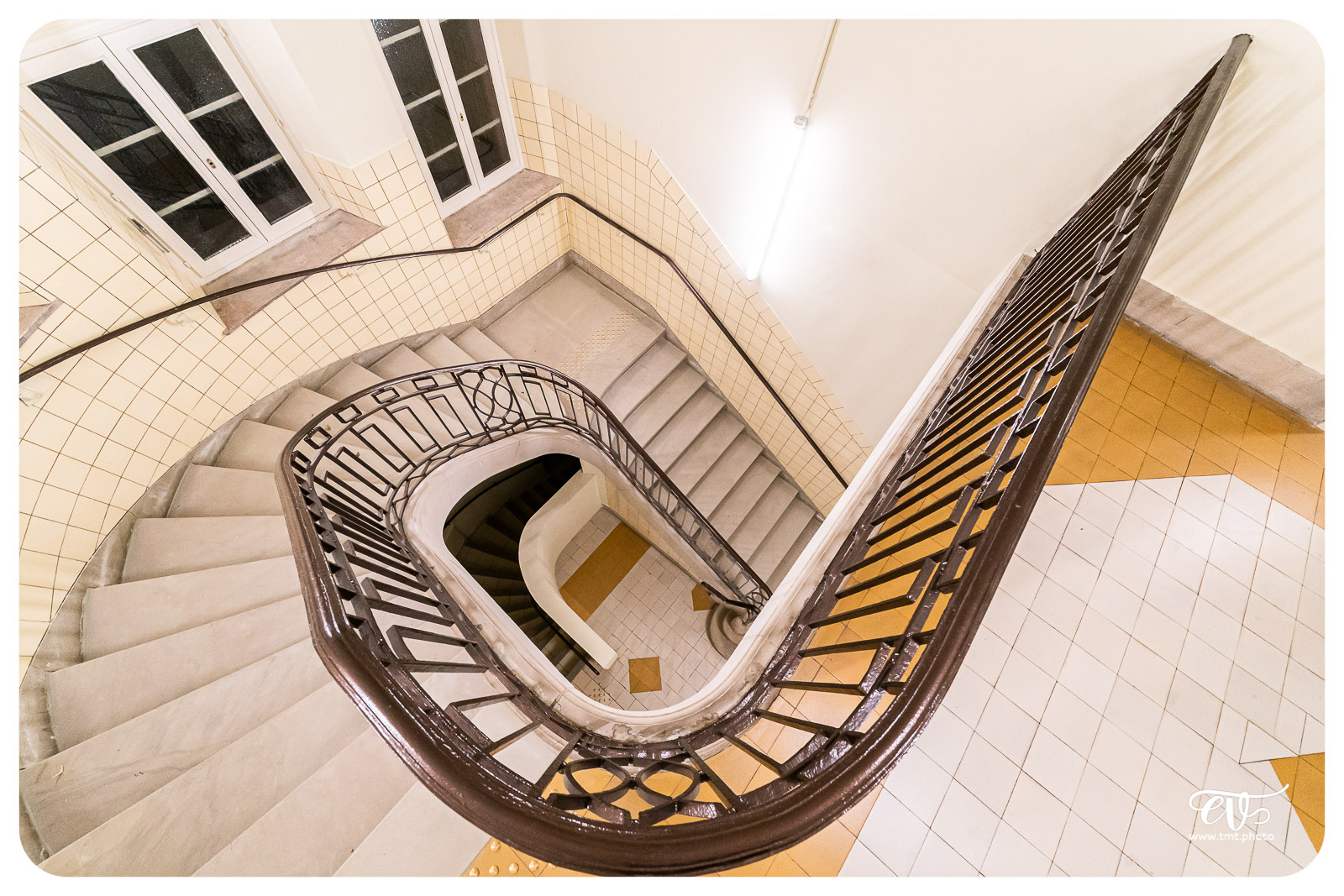 LES(NOUVEAUX) BAINS MUNICIPAUX DE STRASBOURG