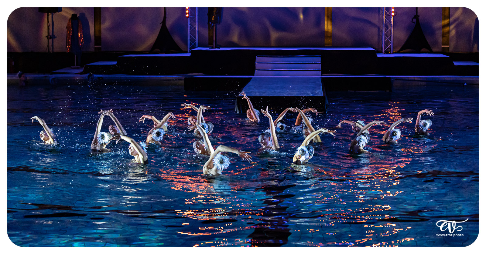 Le bns en mode haute couture 51742655618 o