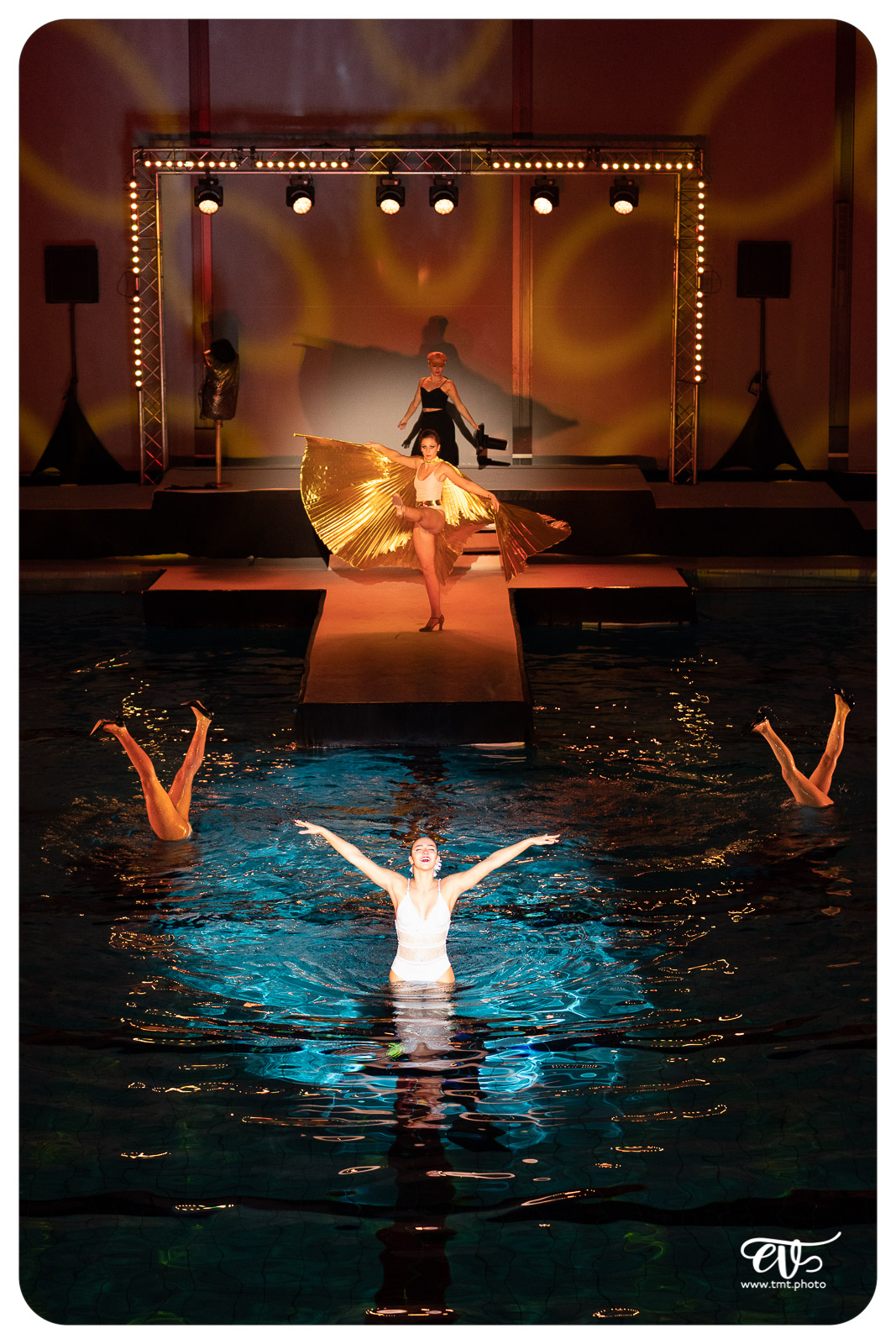 Le bns en mode haute couture 51742657043 o