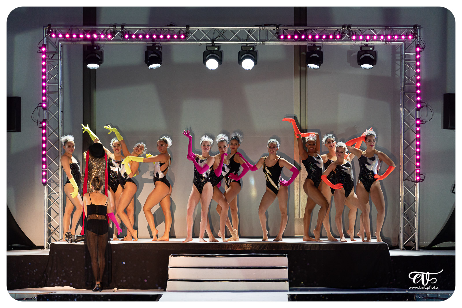 Le bns en mode haute couture 51743300390 o