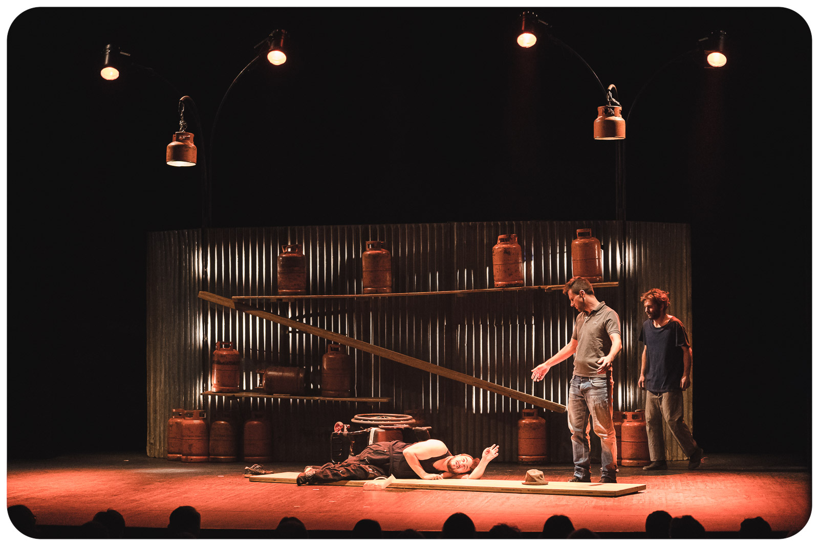 EXTREMITÉS (CIE CIRQUE INEXTREMISTE)