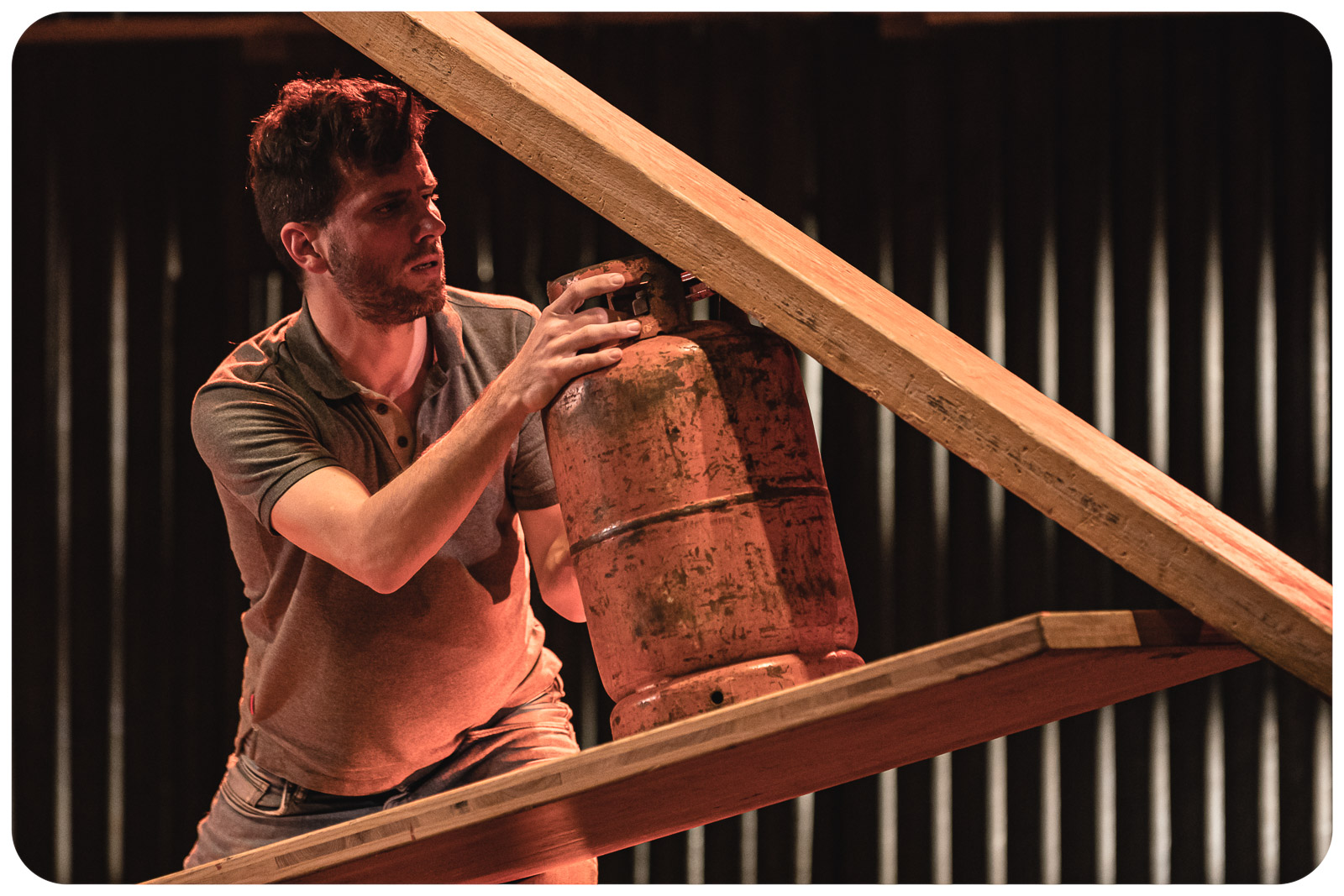 EXTREMITÉS (CIE CIRQUE INEXTREMISTE)