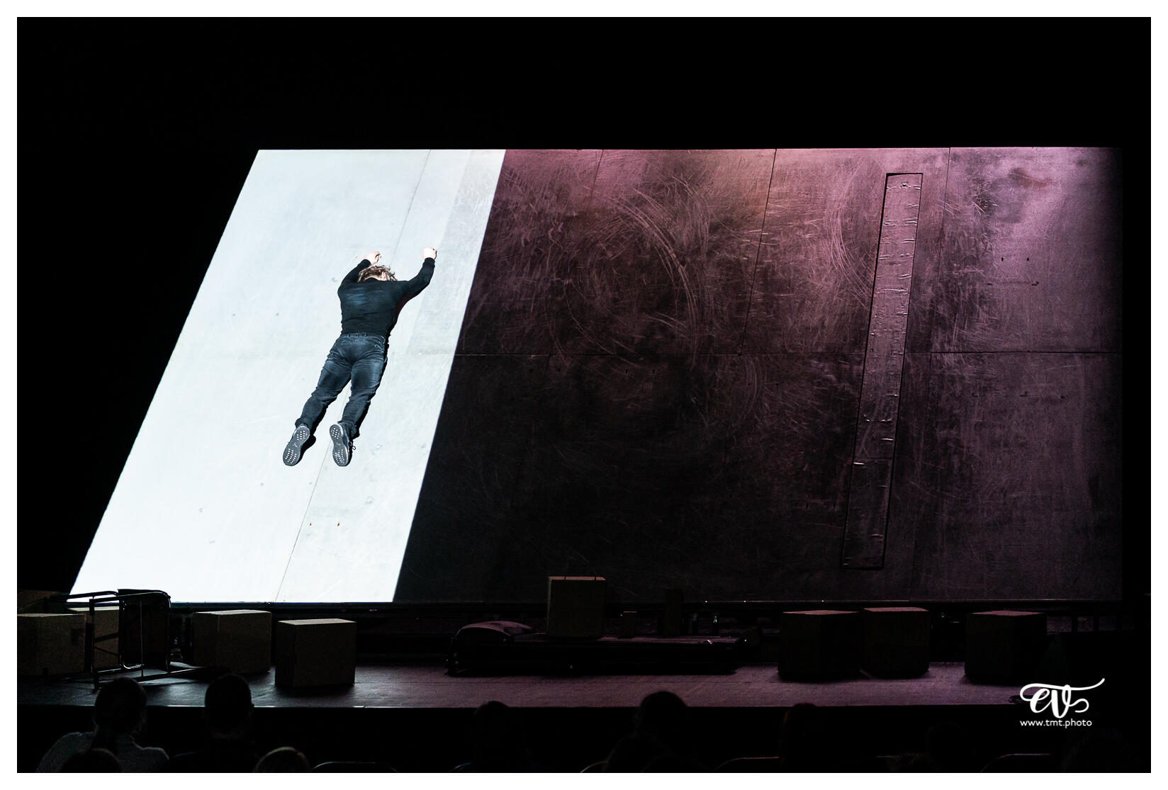 RCH 2021-2022 | BURNING (HABEAS CORPUS COMPAGNIE)