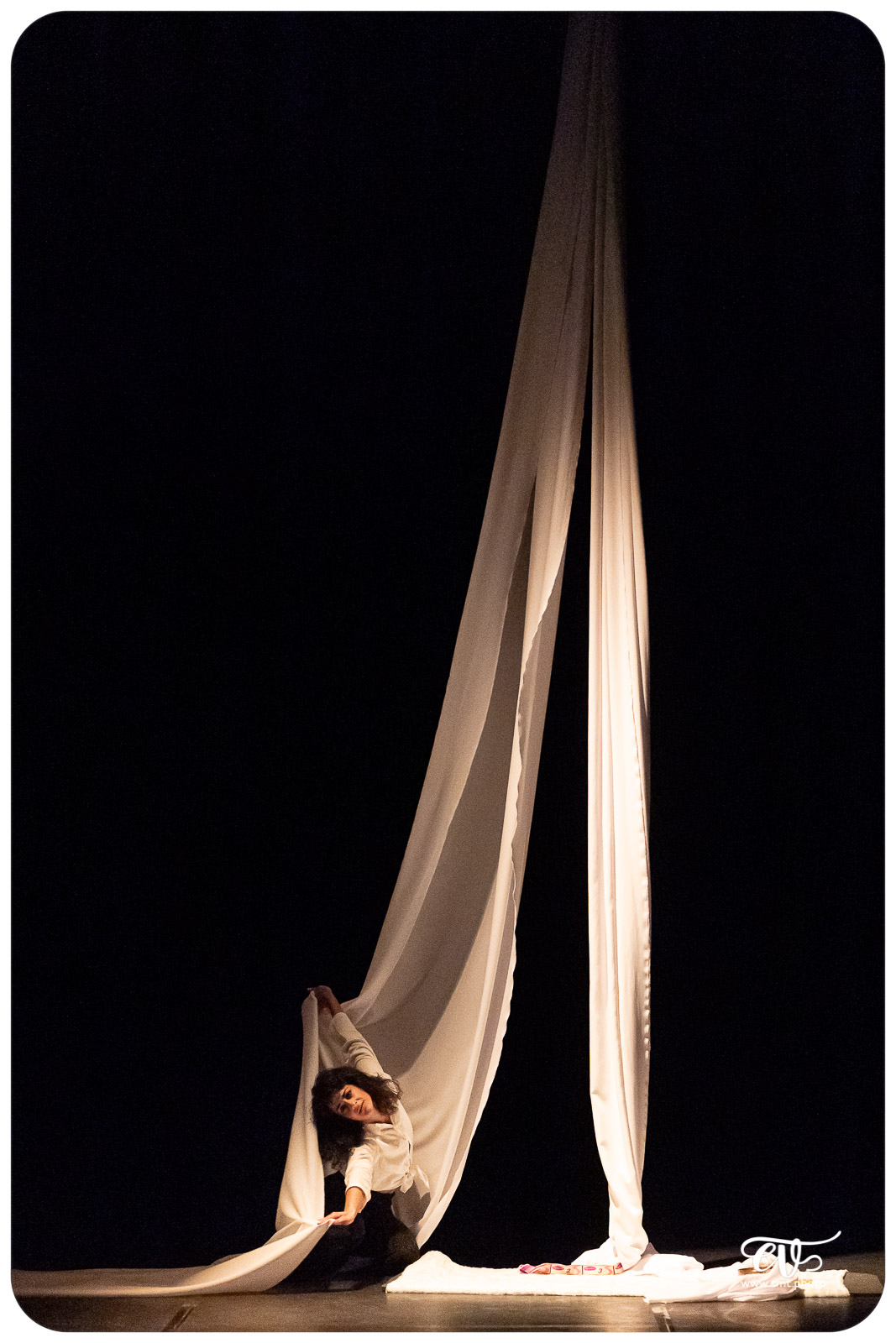 COSMOS (CIE LA MAIN DE L'HOMME)