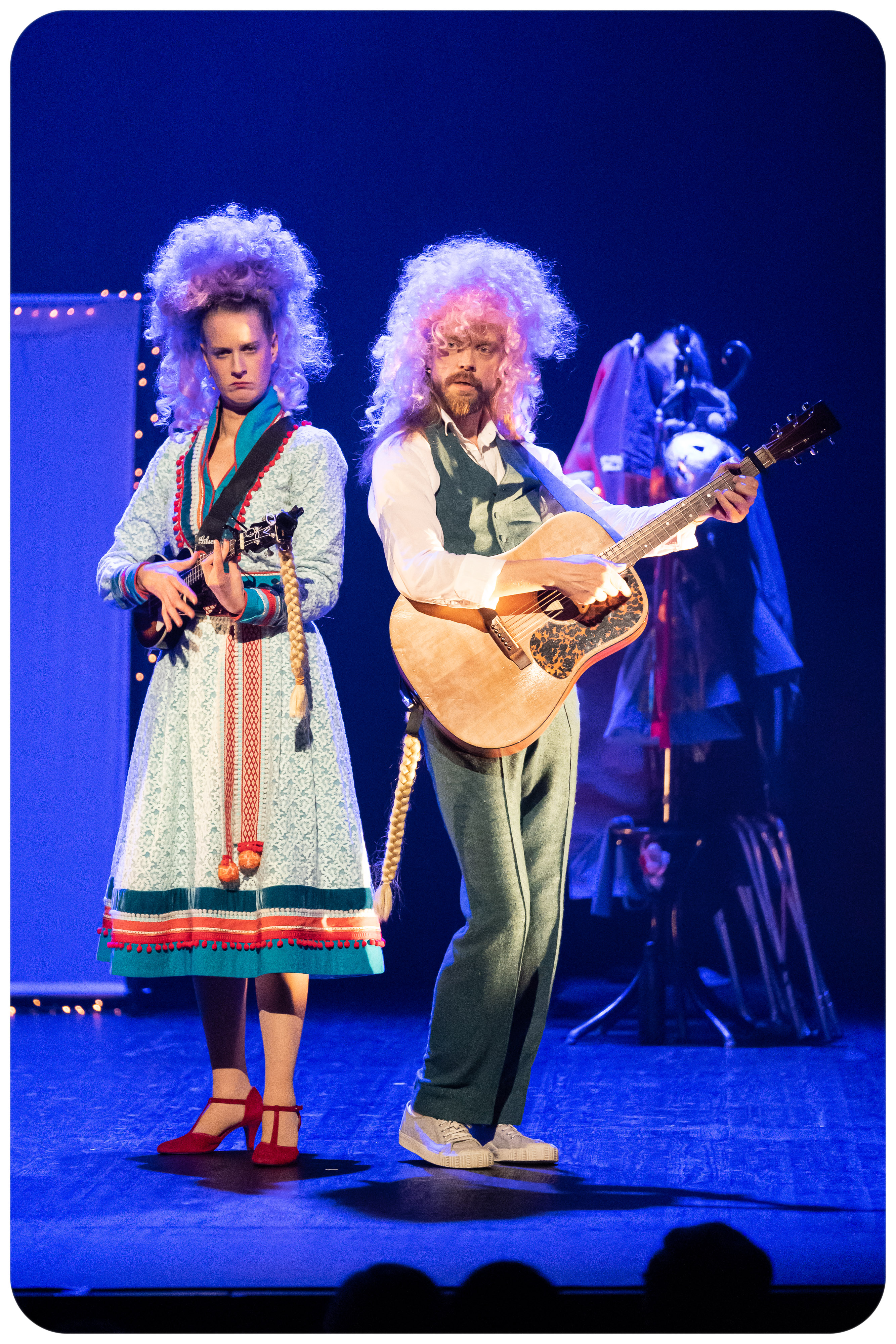 Mariåj en chønsons (Blønd and Blönd and Blónd)