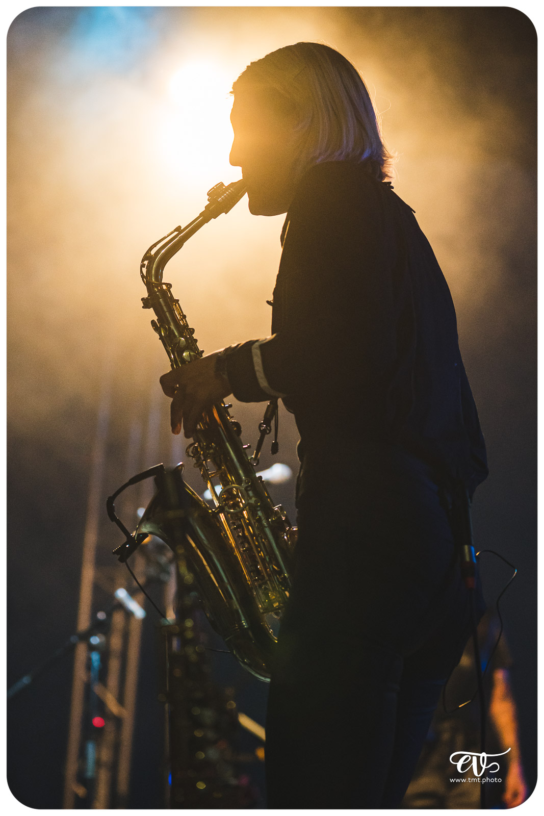 IL SUFFIRA... D'UNE SCENE