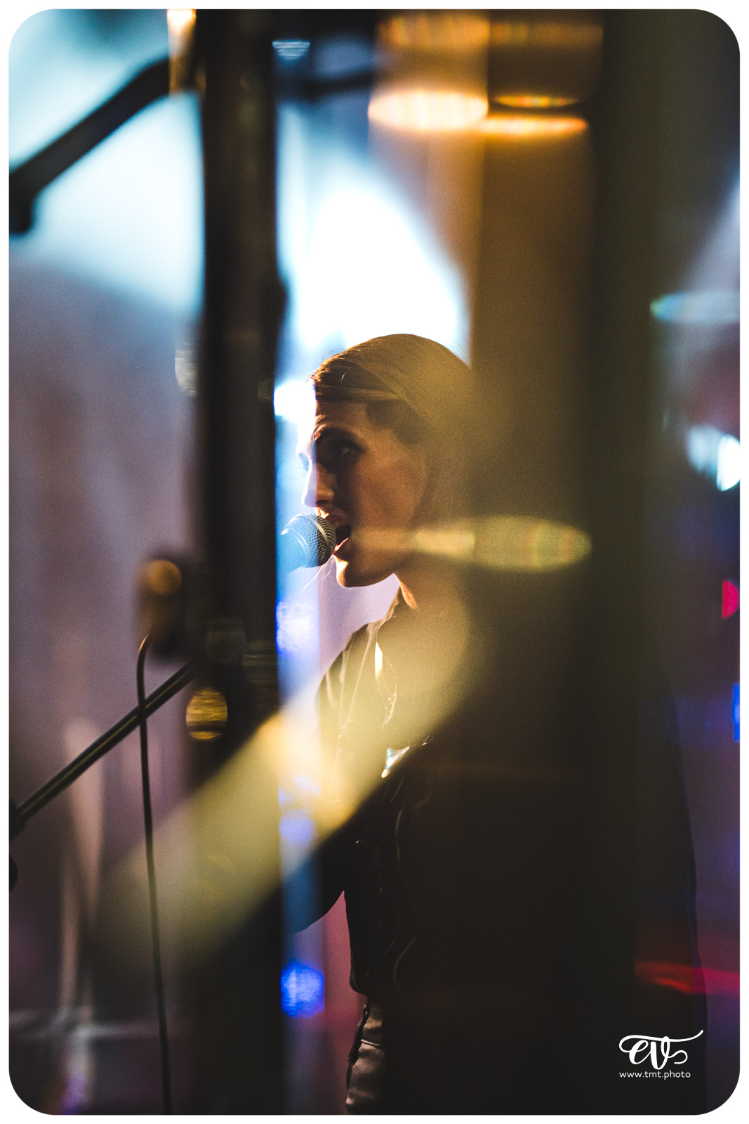 IL SUFFIRA... D'UNE SCENE