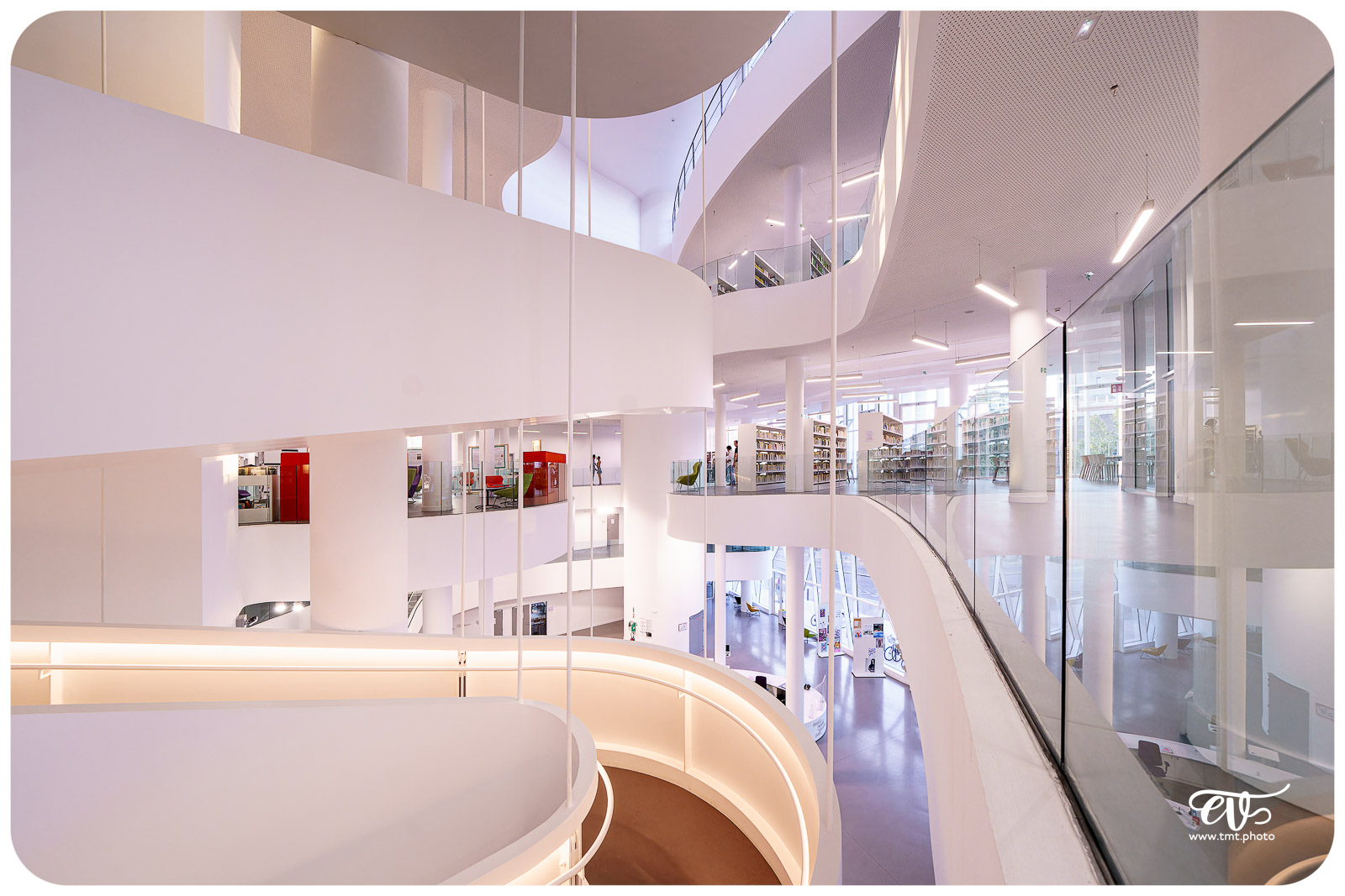 TWAPERO #32 AU STUDIUM