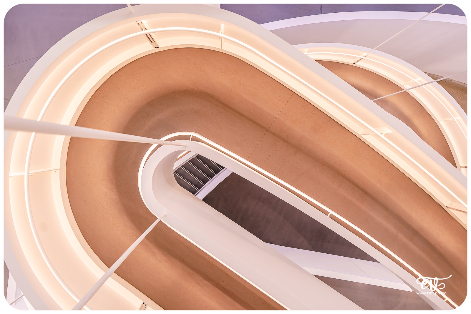 TWAPERO #32 AU STUDIUM