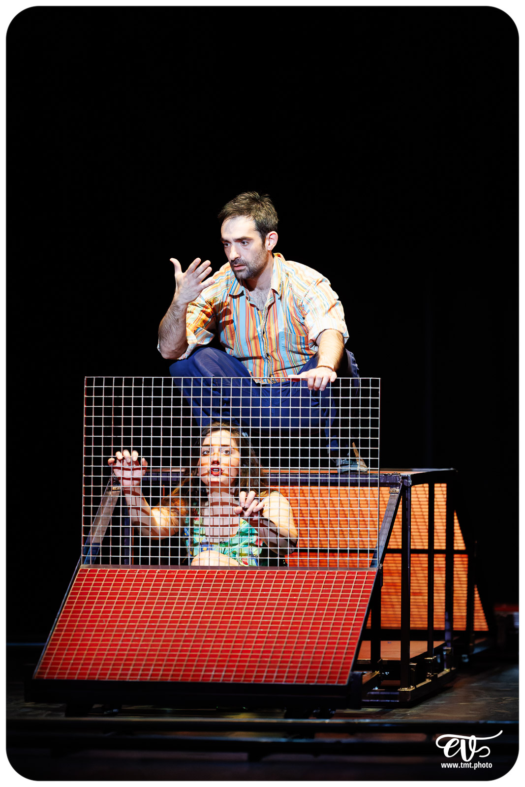 ANGÈLE (CARTOUN SARDINES THEATRE)