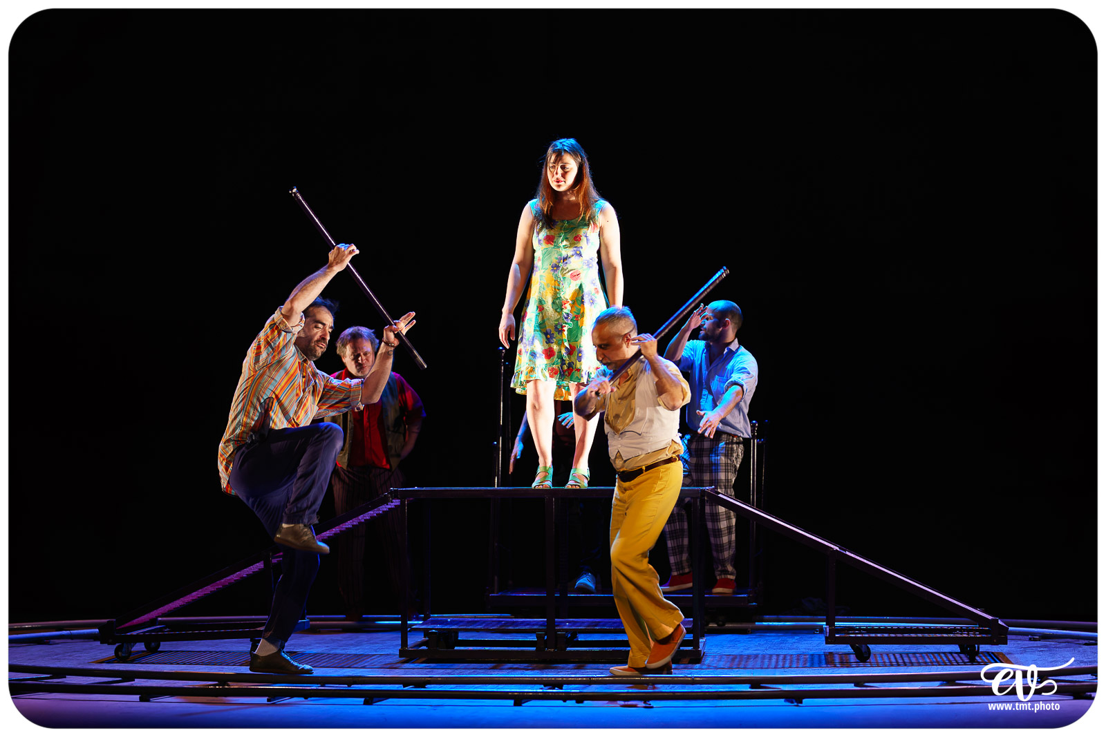 ANGÈLE (CARTOUN SARDINES THEATRE)